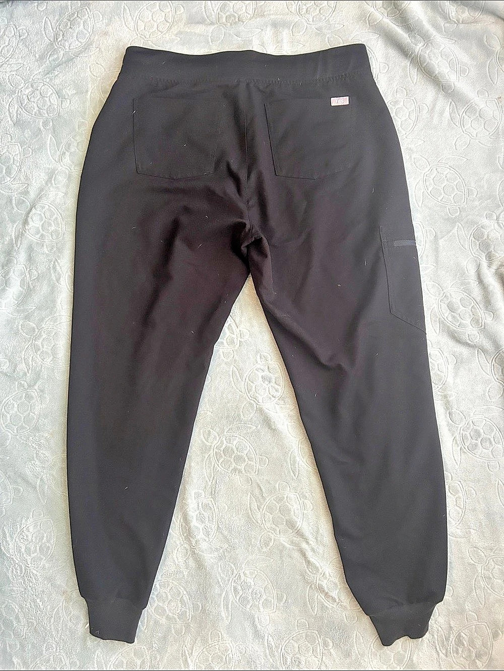 FIGS Technical Collection Zamora Jogger Pants in Black Size Medium - Picture 2 of 3